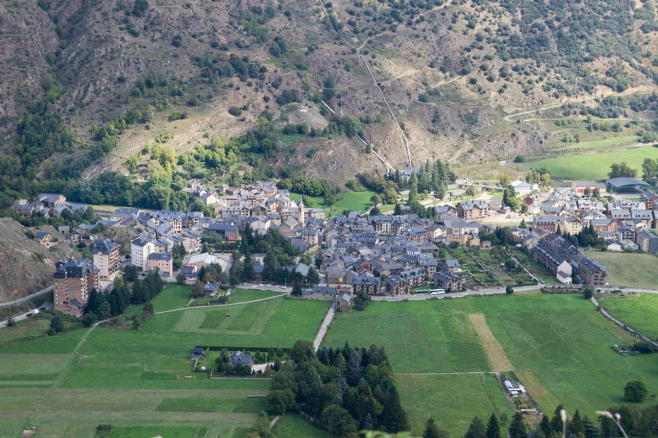 Cau D Aneu Duplex En El Centro D Esterri D Aneu Esterri d'Àneu Eksteriør bilde